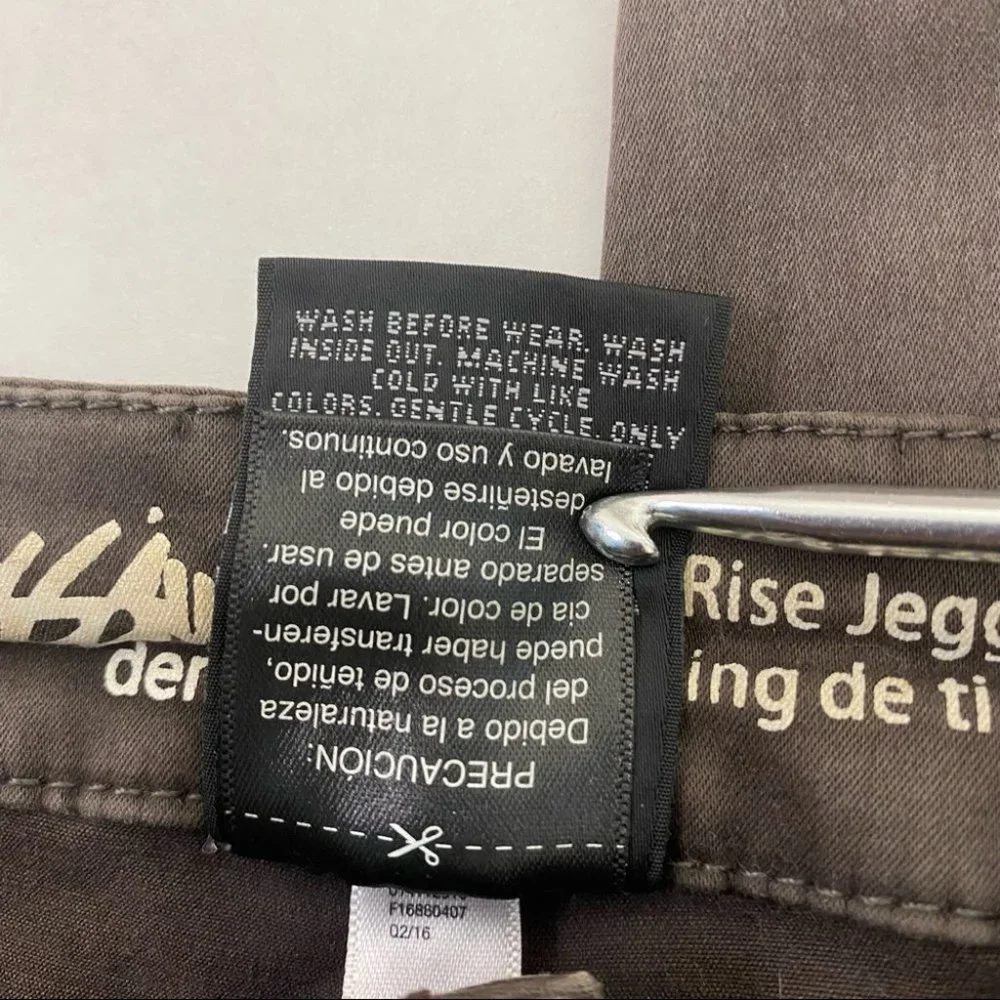 Massimo Mid-Rise Denim Jeggings w/Bottom Zippers - Picture 8 of 9